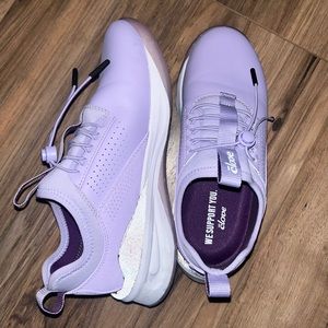Lavender Clove shoes 7.5W